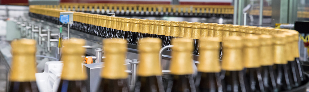 Beer bottle filling line with glass bottles
